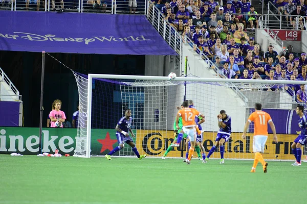 Orlando City SC, 8 Temmuz 2016 'da Orlando Florida' daki Camp World Stadyumu 'nda Houston Dynamo' ya ev sahipliği yaptı..