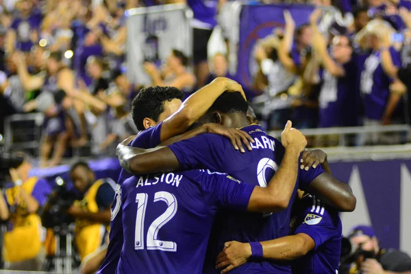 Orlando City, 24 Ağustos 2016 'da Orlando Florida' daki Kamp Dünyası Stadyumunda Toronto FC 'ye ev sahipliği yaptı..