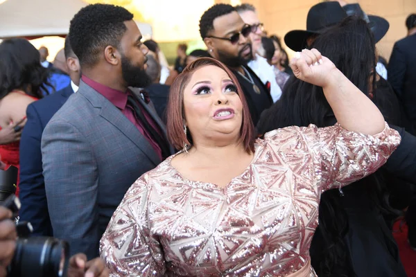 24 Mart 2018 Cumartesi günü Las Vegas 'taki Orleans Resort' ta düzenlenen 33. Yıldız Ödülleri Kırmızı Halı sırasında ünlüler.