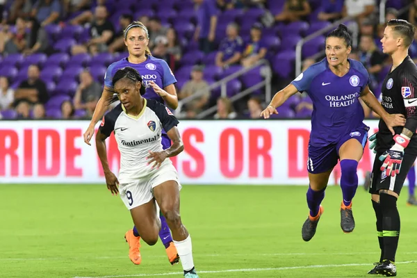 Orlando Pride, 23 Mayıs 2018 'de Orlando Florida' daki Exploria Stadyumu 'nda Kuzey Carolina Cesareti' ne ev sahipliği yapmaktadır..  