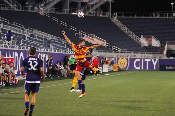 Orlando City SC, 29 Haziran 2016 'da Orlando Florida' daki Kamp Dünyası Stadyumu 'nda Fort Lauderdale Strikers' a ev sahipliği yaptı..