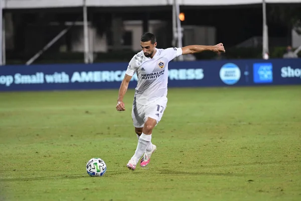 Los Angeles Galaksisi, 14 Temmuz 2020 'de Orlando Florida ABD' deki ESPN Vahşi Spor Dünyası 'nda düzenlenen MLS Sırt Turnuvası sırasında Portland Timbers ile karşı karşıya geldi..