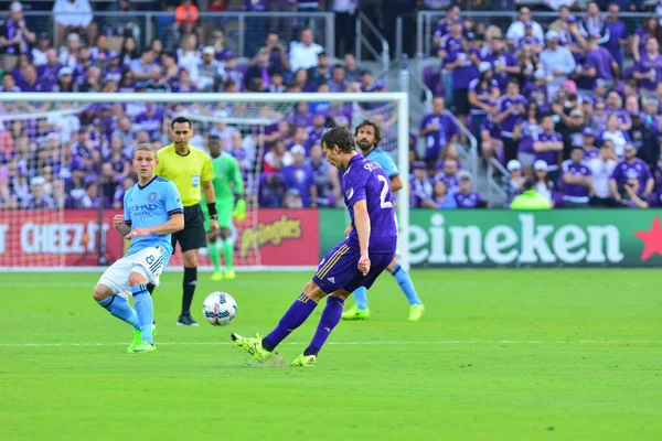 Orlando City, 5 Mart 2017 'de Orlando City Stadyumu' nda NYC FC 'ye ev sahipliği yaptı..  