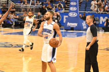 Orlando Magic 10 Ekim 2018 tarihinde Orlando Florda 'daki Amway Center' da Memphis Grizzilies 'e ev sahipliği yaptı.. 