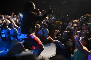 Crossover Kilisesi, 6 Ekim 2018 'de Tampa Florida' daki Crossover Kilisesi 'nde iki yıllık lezzet festivaline ev sahipliği yapıyor..  