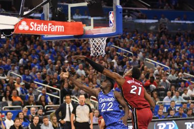 Orlando Magic 17 Ekim 2018 'de Orlando Florida' daki Amway Center 'da Miami Heat' i sunar..