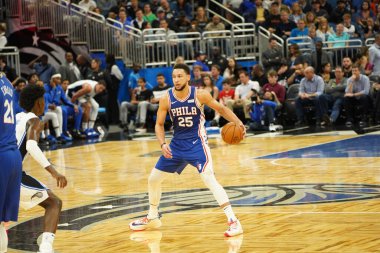 Orlando Magic 27 Aralık 2019 Cuma günü Orlando, Florida 'daki Amway Arena' da Philadelphia 76ers 'a ev sahipliği yapıyor..