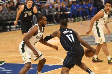 Orlando Magic, 19 Ocak 2019 Cumartesi günü Orlando Florida 'daki Amway Arena' da Milwaukee Doları 'na ev sahipliği yapıyor..