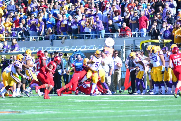 Lsu Зустрічається Луїсвіллом Під Час Citrus Bowl Стадіоні Camping World — стокове фото