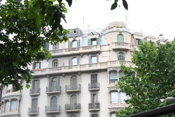 Widok Fasadę Budynku Ulicach Barcelony — Zdjęcie stockowe