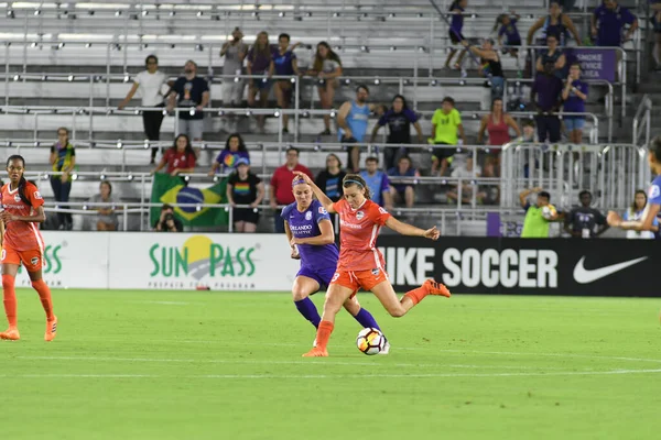 Orlando Pride 28 Haziran 2018 'de Orlando City Stadyumu' nda Houston Dash 'e ev sahipliği yaptı..  