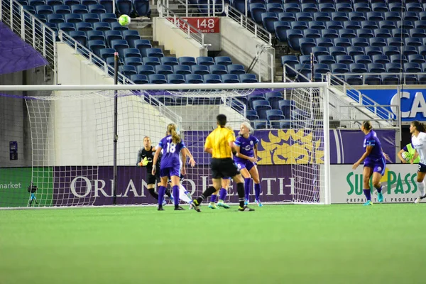 Orlando Pride 26 Ağustos 2016 'da Orlando Florida' daki Camp World Stadyumu 'nda Washington Spirit' e ev sahipliği yaptı..  