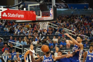 Orlando Magic 13 Ekim 2019 'da Florida, Orlando' daki Amway Center 'da Philadelphia 76ers' a ev sahipliği yaptı..  