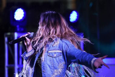 Şarkıcı Ally Brooke Maç Sonrası Konseri Pepsi tarafından 29 Şubat 2020 tarihinde Florida Exploria Stadyumu 'nda sunulmuştur..  