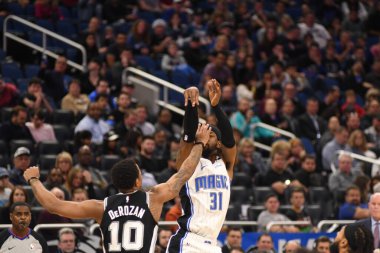Orlando Magic, 19 Aralık 2018 tarihinde Orlando Florida 'daki Amway Center' da San Antonio Spurs 'a ev sahipliği yapmaktadır.. 