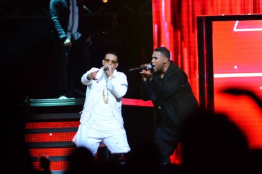 Baba Yankee ve Don Omar 7 Ağustos 2016 'da Orlando Florida' daki Amway Center 'da konser verdiler.. 