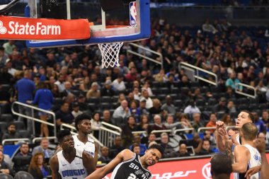 Orlando Magic, 19 Aralık 2018 tarihinde Orlando Florida 'daki Amway Center' da San Antonio Spurs 'a ev sahipliği yapmaktadır.. 