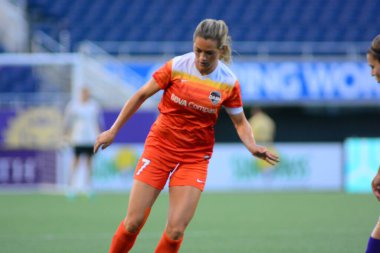 Orlando Pride sunucusu Houston Dash 23 Haziran 2016 'da Orlando Florida' daki Dünya Kampı Stadyumu 'nda..