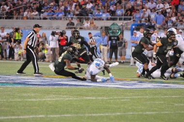 Kuzey Carolina 29 Aralık 2015 tarihinde Orlando Florida 'daki Kamp Dünya Stadyumu' nda oynanan Russell Atletizm Kupası 'nda Baylor ile karşılaşacak.. 