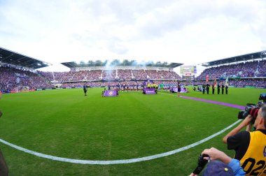 Orlando City, 5 Mart 2017 'de Orlando City Stadyumu' nda NYC FC 'ye ev sahipliği yaptı..  