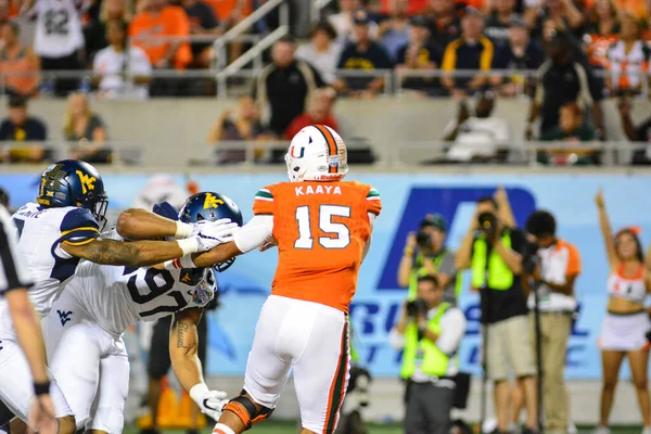 West Virginia Mountaineers Möter Miami Hurricanes 71St Russell Bowl Camping — Stockfoto