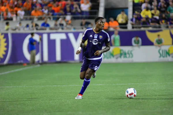 Orlando City SC, 18 Haziran 2016 'da Orlando Florida' daki Camp World Stadyumu 'nda San Jose Depremleri' ne ev sahipliği yaptı..