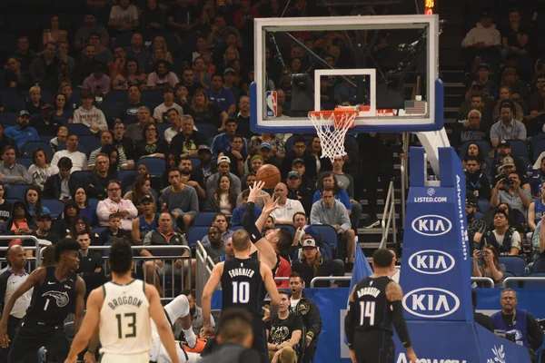 Orlando Magic Menjadi Tuan Rumah Bagi Milwaukee Bucks Amway Arena — Stok Foto