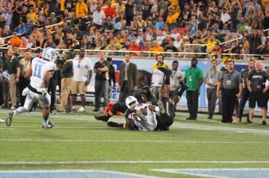 Kuzey Carolina 29 Aralık 2015 tarihinde Orlando Florida 'daki Kamp Dünya Stadyumu' nda oynanan Russell Atletizm Kupası 'nda Baylor ile karşılaşacak.. 