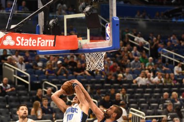 Orlando Magic 10 Ekim 2018 tarihinde Orlando Florda 'daki Amway Center' da Memphis Grizzilies 'e ev sahipliği yaptı..  
