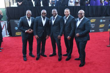 Kırmızı Halı Fotoğrafları 29 Mart 2019 Cumartesi günü Las Vegas 'taki Orleans Resort' ta düzenlenen 34. Yıldız Ödülleri sırasında çekildi.