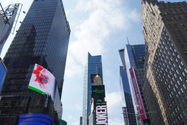 New York caddelerinin trafiğini izle
