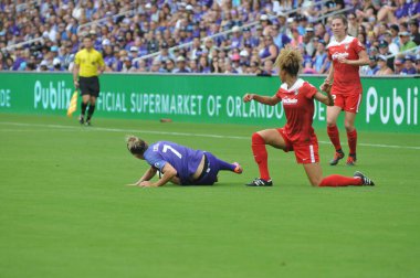 Orlando Pride 22 Nisan 2017 'de Orlando City Stadyumu' nda Washington Spirit 'e ev sahipliği yaptı..  