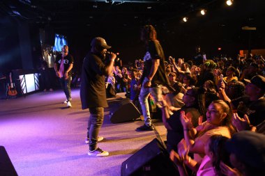 Crossover Kilisesi, 6 Ekim 2018 'de Tampa Florida' daki Crossover Kilisesi 'nde iki yıllık lezzet festivaline ev sahipliği yapıyor..  