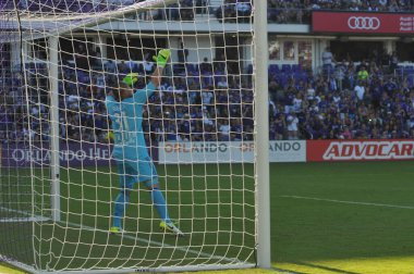 Orlando City SC, 9 Nisan 2019 'da Orlando, Florida' daki Citrus Bowl 'da New York Red Bulls' a ev sahipliği yapıyor.. 