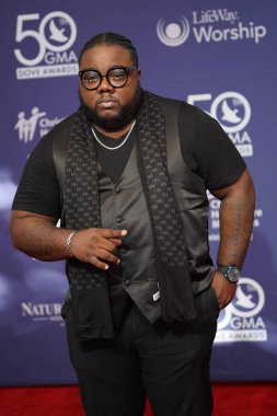 15 Ekim 2019 'da Nashville, Tennessee' deki Linbscome Üniversitesi 'nde verilen 50. GMA Dove Ödülleri sırasında kırmızı halı. 