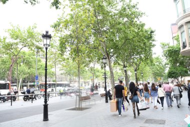 Sokak manzaralı güzel binalar, şehir manzaralı