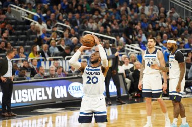 Orlando Magic 28 Şubat 2020 tarihinde Orlando Florida 'da Amway Center' da Minnesota Timberwolves 'a ev sahipliği yapar..  