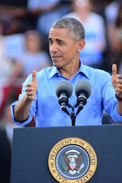 Presidente Barack Obama Habla Mitin Campaña Estadio Heritage Park Osceola — Foto de Stock