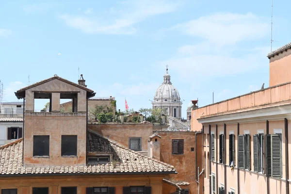 Utcai Kilátás Homlokzatai Gyönyörű Épületek Városi Kilátás Olaszország — Stock Fotó