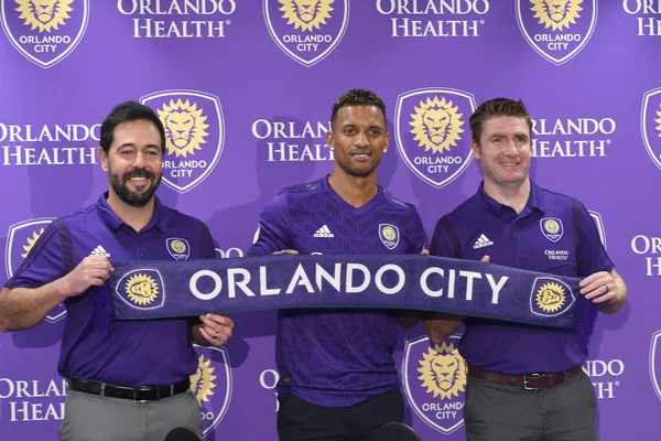 Orlando City Begrüßt Spieler Luis Nani — Stockfoto