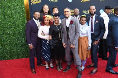 24 Mart 2018 Cumartesi günü Las Vegas 'taki Orleans Resort' ta düzenlenen 33. Yıldız Ödülleri Kırmızı Halı sırasında ünlüler.