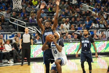 Orlando Magic 28 Şubat 2020 tarihinde Orlando Florida 'da Amway Center' da Minnesota Timberwolves 'a ev sahipliği yapar..  