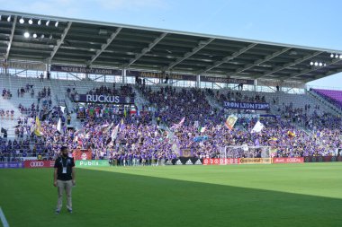 Orlando City 8 Nisan 2018 'de Orlando Florida' daki Exploria Stadyumu 'nda Portland Timbers' a ev sahipliği yaptı.. 