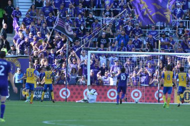 Orlando City 29 Nisan 2017 'de Orlando, Florida' daki Orlando City Stadyumu 'nda Colorado Rapids' e ev sahipliği yaptı.)