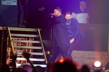 Baba Yankee ve Don Omar 7 Ağustos 2016 'da Orlando Florida' daki Amway Center 'da konser verdiler..  