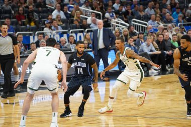 Orlando Magic, Orlando, Florida, ABD 'deki Amway Center' da Milwaukee Bucks 'a ev sahipliği yapıyor. 1 Kasım 2019.  