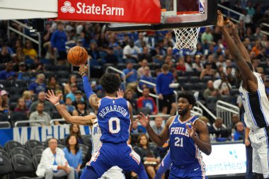Orlando Magic 13 Ekim 2019 'da Florida, Orlando' daki Amway Center 'da Philadelphia 76ers' a ev sahipliği yaptı.. 