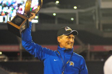 Georgia State, 19 Aralık 2015 tarihinde Orlando Florida 'daki Camp World Stadyumu' nda oynanan Cure Bowl maçında San Jose State ile karşılaşacak..