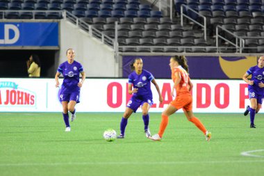 Orlando Pride sunucusu Houston Dash 23 Haziran 2016 'da Orlando Florida' daki Dünya Kampı Stadyumu 'nda..