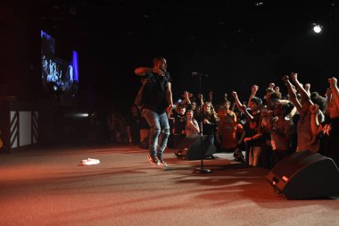 Crossover Kilisesi, 6 Ekim 2018 'de Tampa Florida' daki Crossover Kilisesi 'nde iki yıllık lezzet festivaline ev sahipliği yapıyor..  